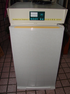  恆溫培養箱ILT-S72
Incubator  Temperature
